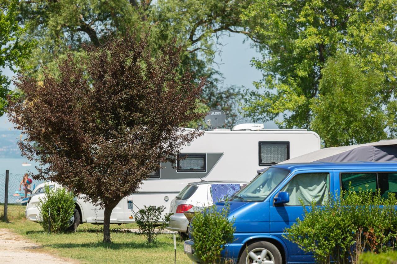 Aranypart Camping & Apartments Siófok Exteriör bild