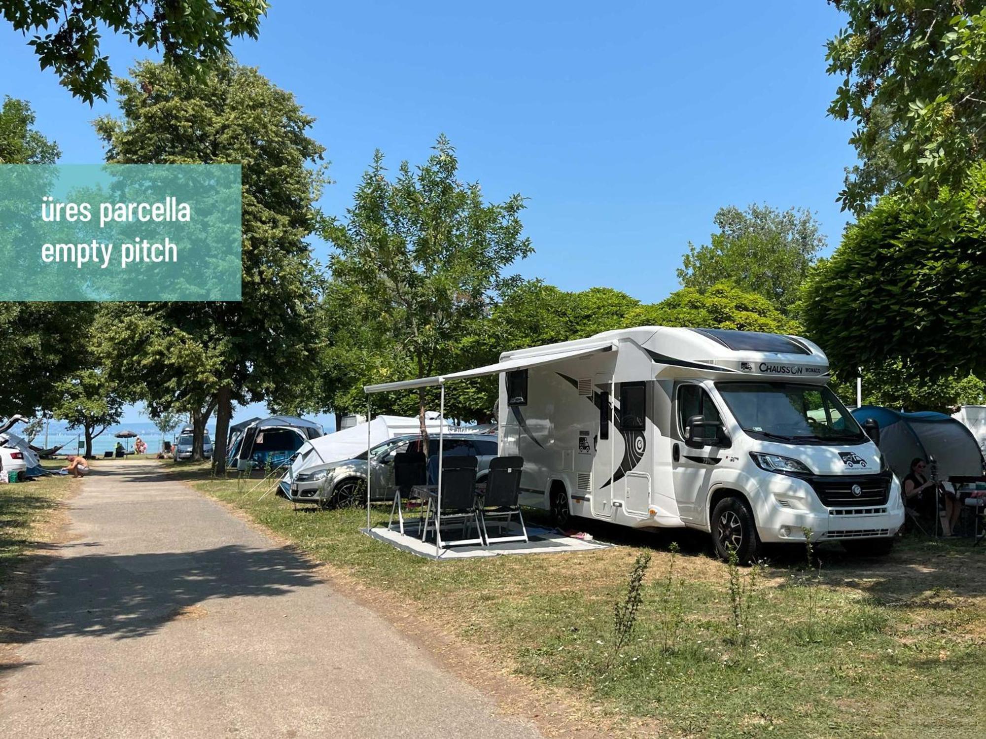 Aranypart Camping & Apartments Siófok Exteriör bild